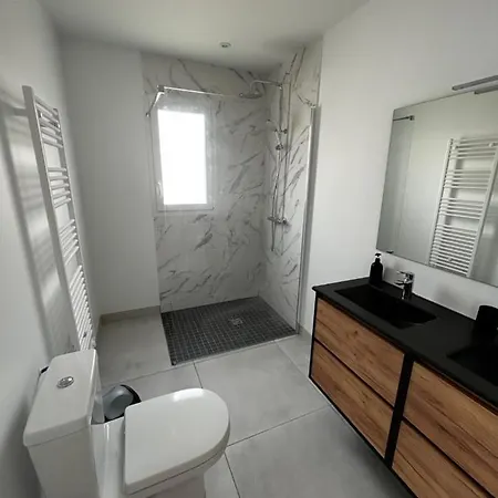 بيت للعطل Maison Neuve A 13 Min Des Sables