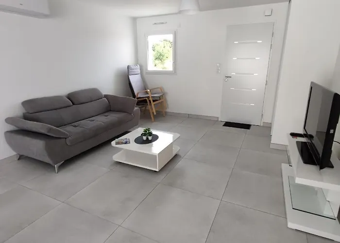 Maison Neuve A 13 Min Des Sables בית נופש